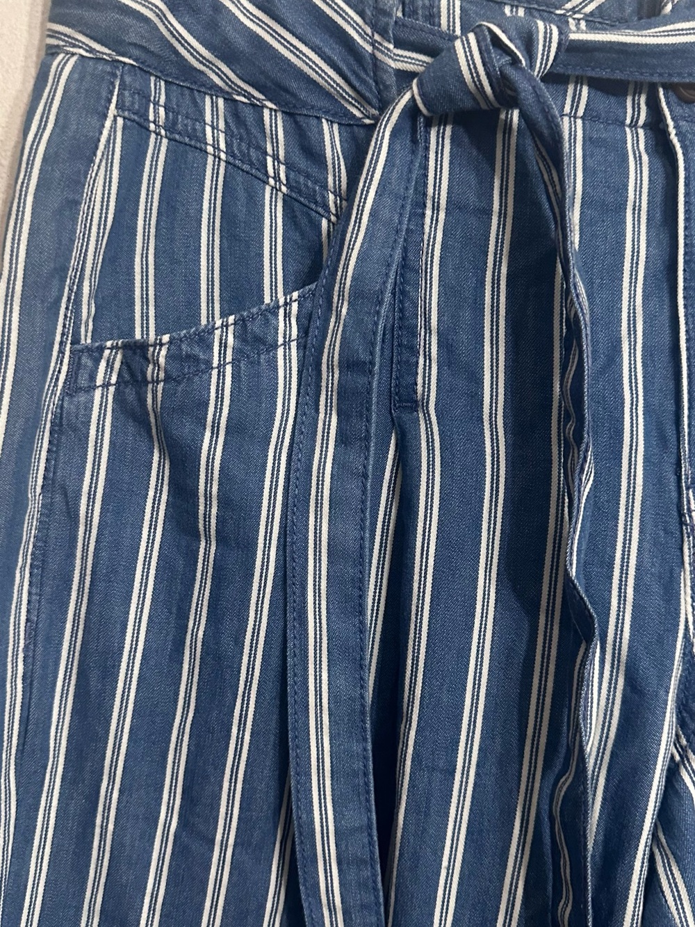 American Eagle Outfitters Blue and White Vertical Stripe Wide-Leg Pants Size 8 - Picture 6 of 14
